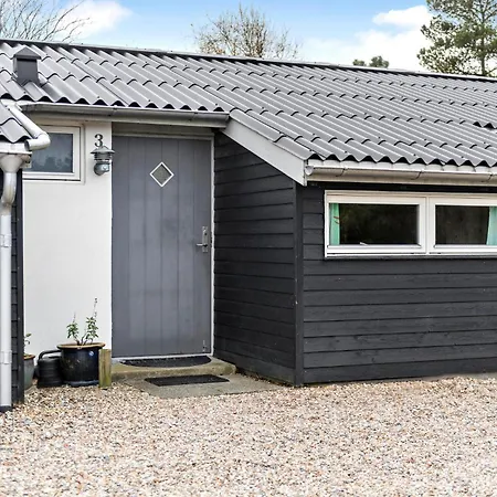 1 Bedroom Awesome In *